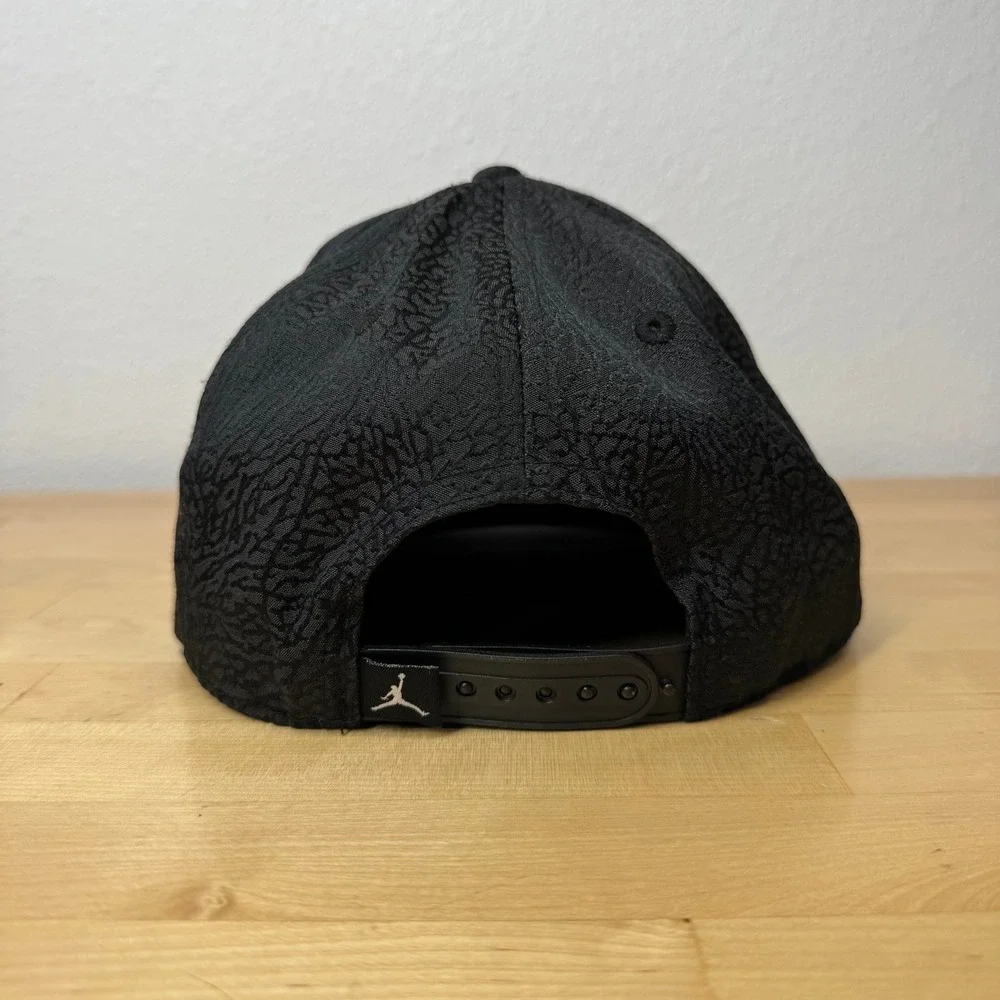 Jordan Youth Black Elephant Print Snapback Hat Gold Jumpman Logo 1623-429 316